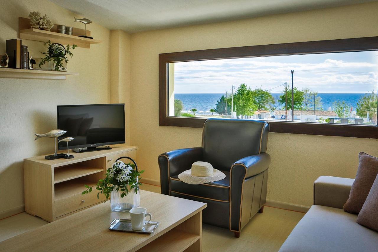 Stigmes Villas & Suites 尼尔斯吉尼 外观 照片