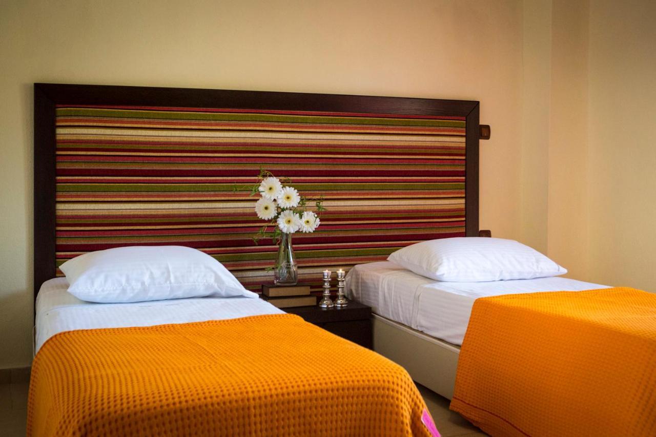 Stigmes Villas & Suites 尼尔斯吉尼 外观 照片