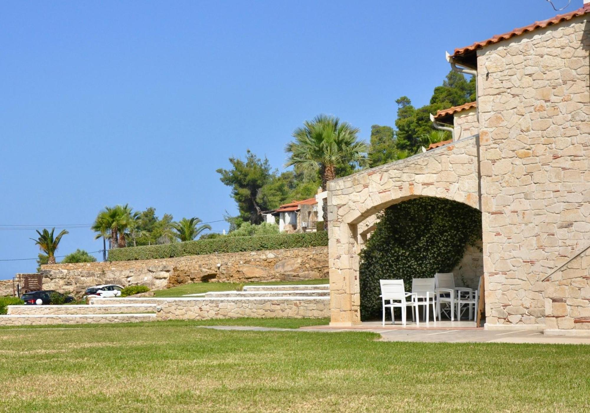 Stigmes Villas & Suites 尼尔斯吉尼 外观 照片